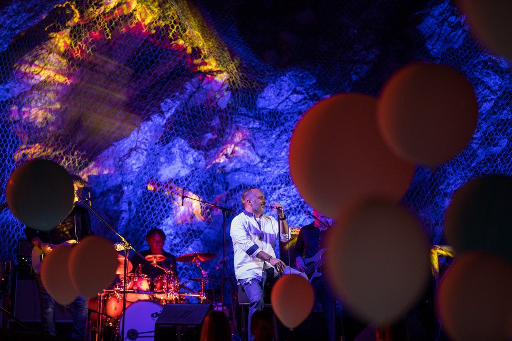 Koncertnim spektaklom Tonija Cetinskog završeno ovogodišnje izdanje ‘Zvijezde pod zvijezdama’ u Dubrovniku!