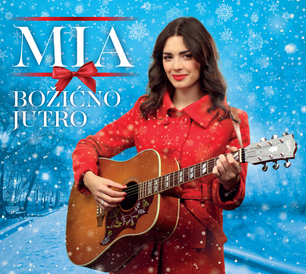 Na prvi dan prosinca Mia Dimšić obradovala je svoje obožavatelje novim studijskim albumom “Božićno jutro”