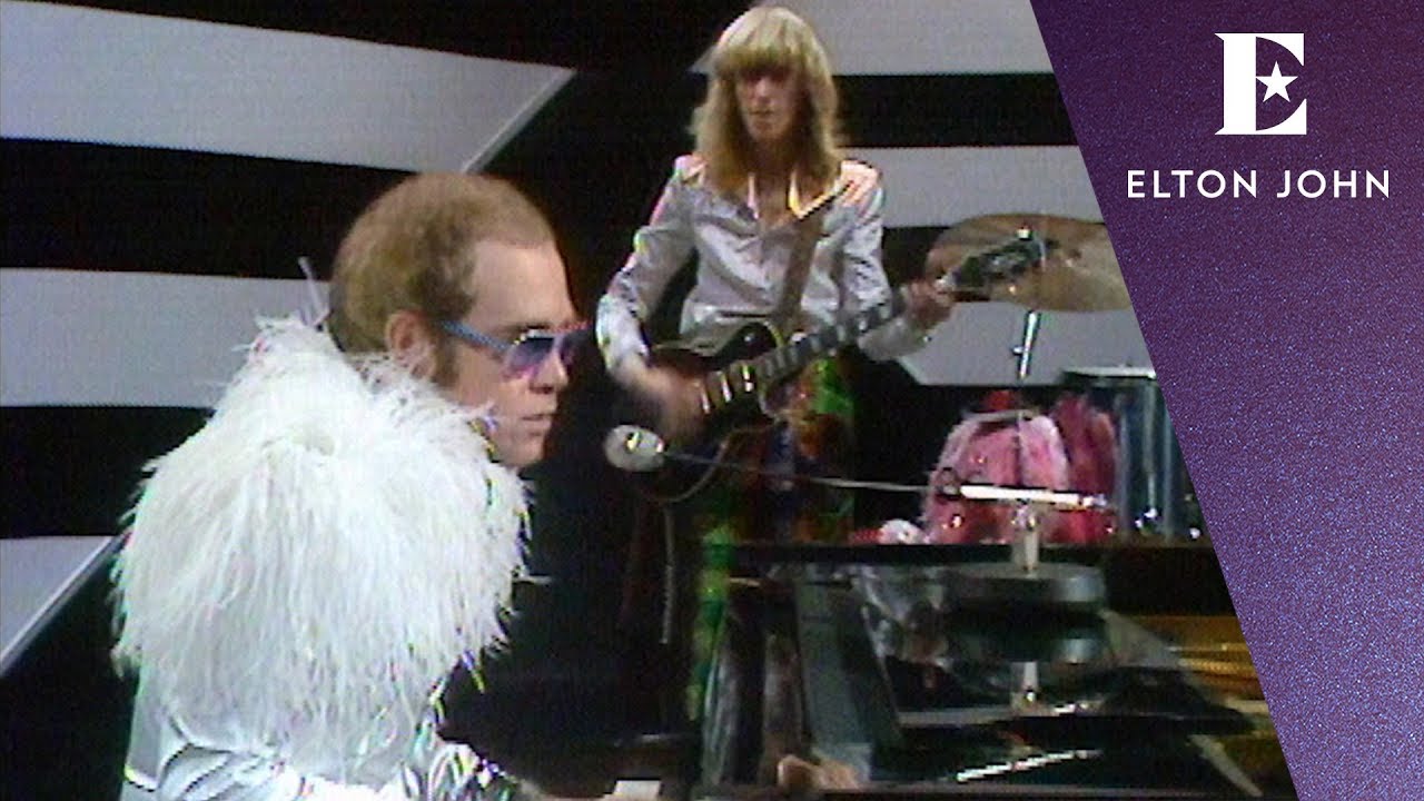 Elton John objavio EP „Step Into Christmas“