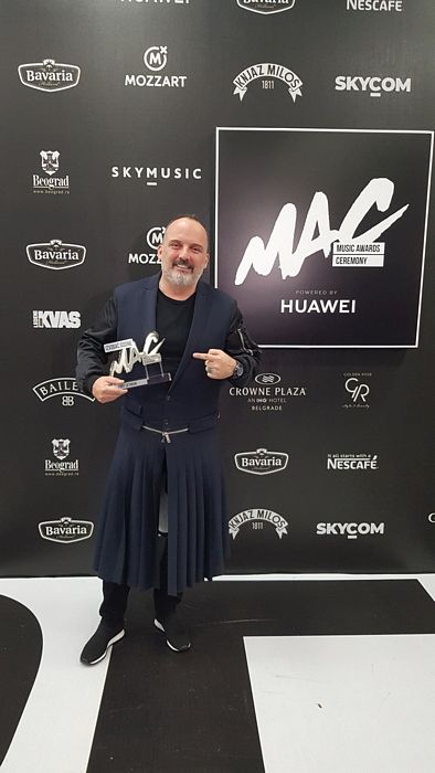 Tony Cetinski, izvođač godine na regionalnom izboru Music Awards Ceremony