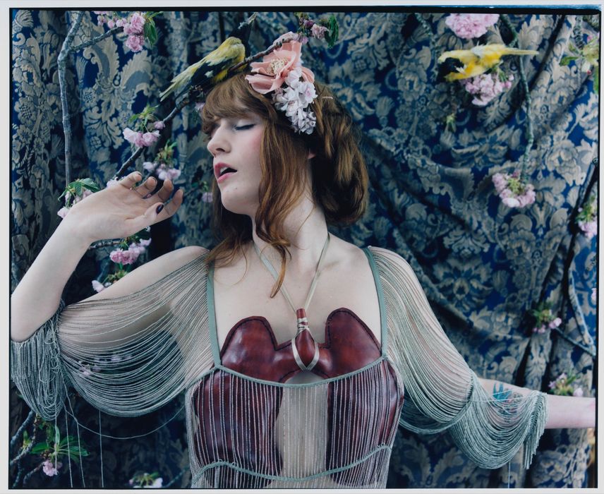 Florence + the Machine predstavljaju bogato reizdanje debitantskog albuma “Lungs”!