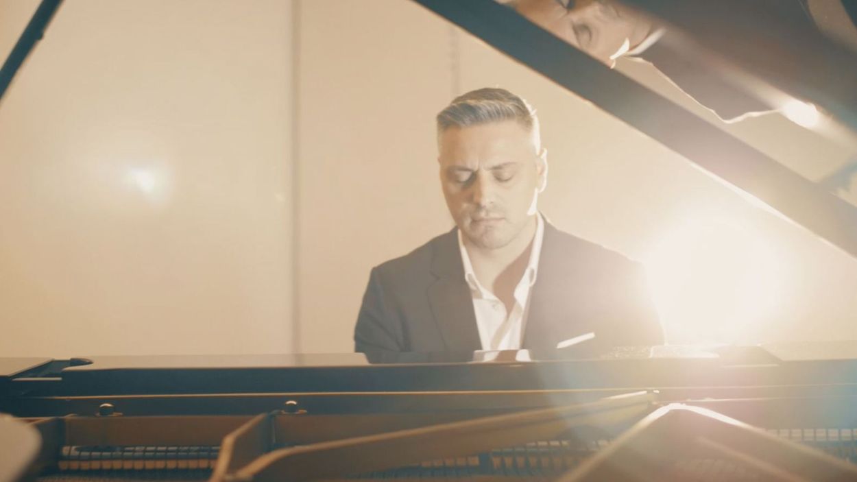 Petar Dragojević predstavlja spot za emotivnu baladu ‘To ne mogu podnit’